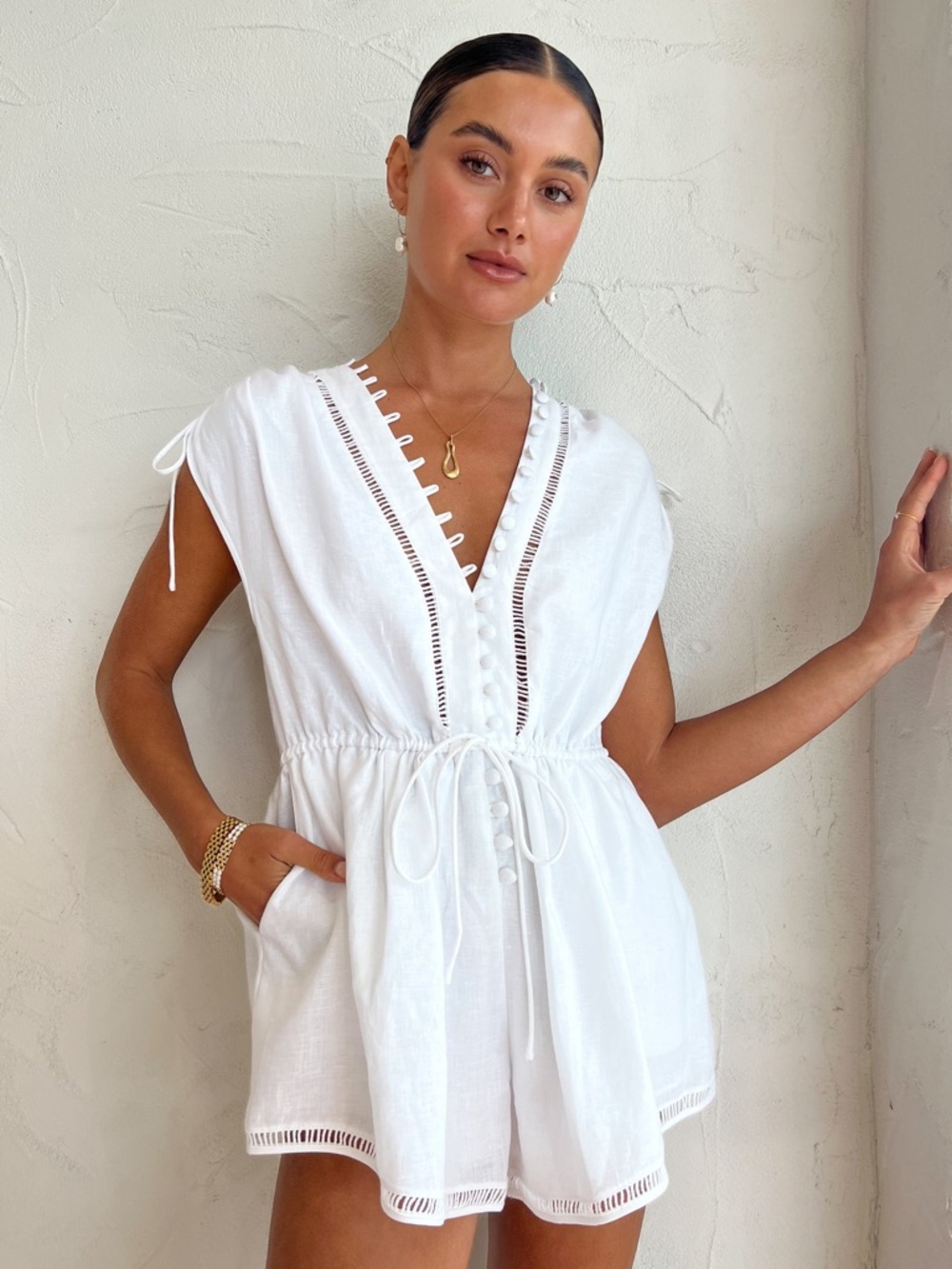 Joslin Mary Lin White Linen V-Neck Drawstring Romper size 6
